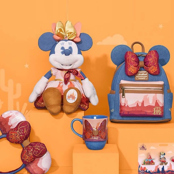 Limited edition BTM Minnie main attraction plush